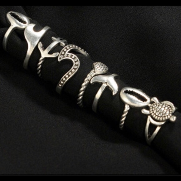 🌊New Set Of 8Pcs Silver Coated Stackable Rings🌊 - Picture 2 of 7